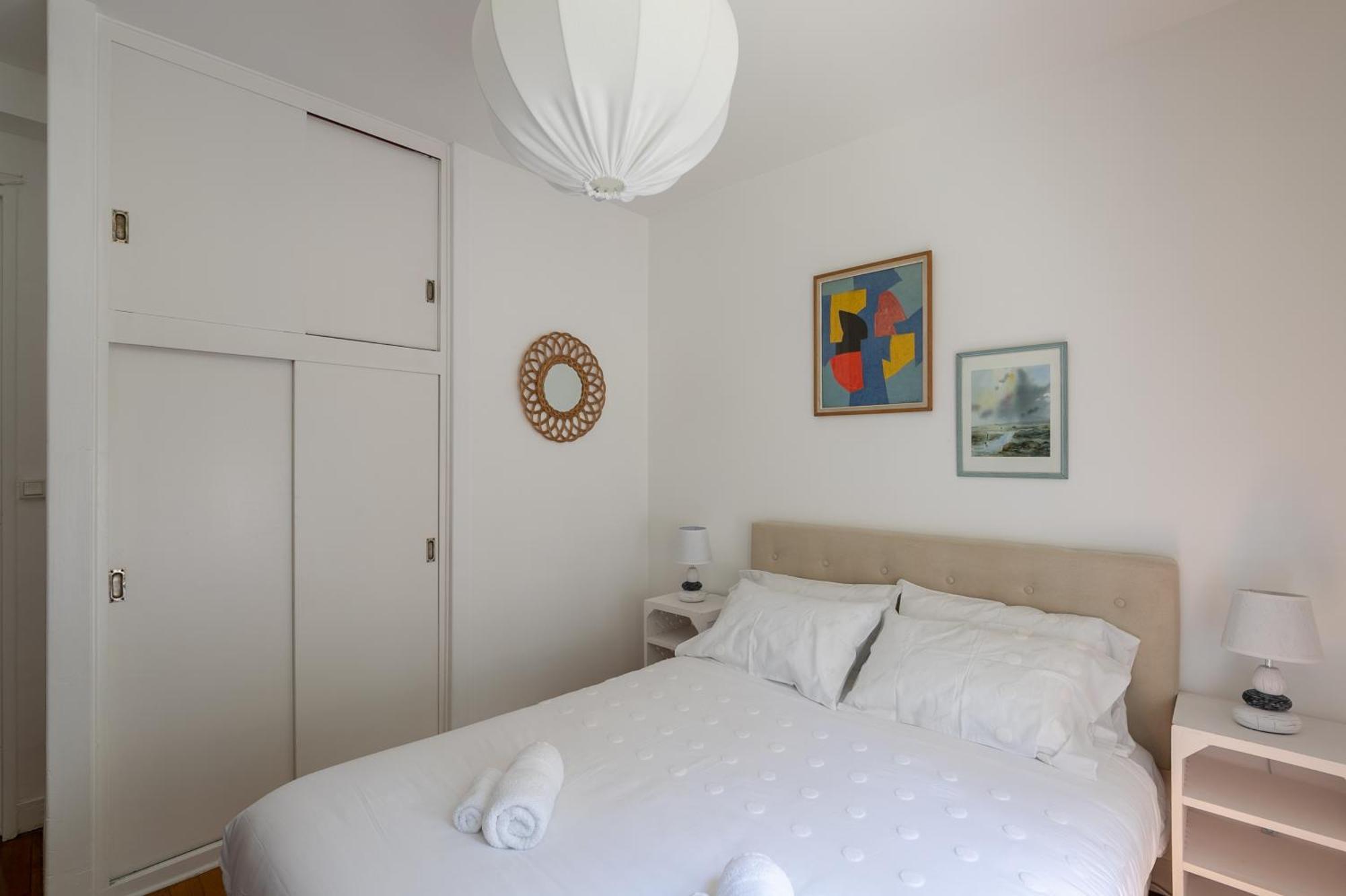 Le Chateaubriand - Calme, Balcon Et Parking ชาเตอเนย์-มาลาบรี ภายนอก รูปภาพ