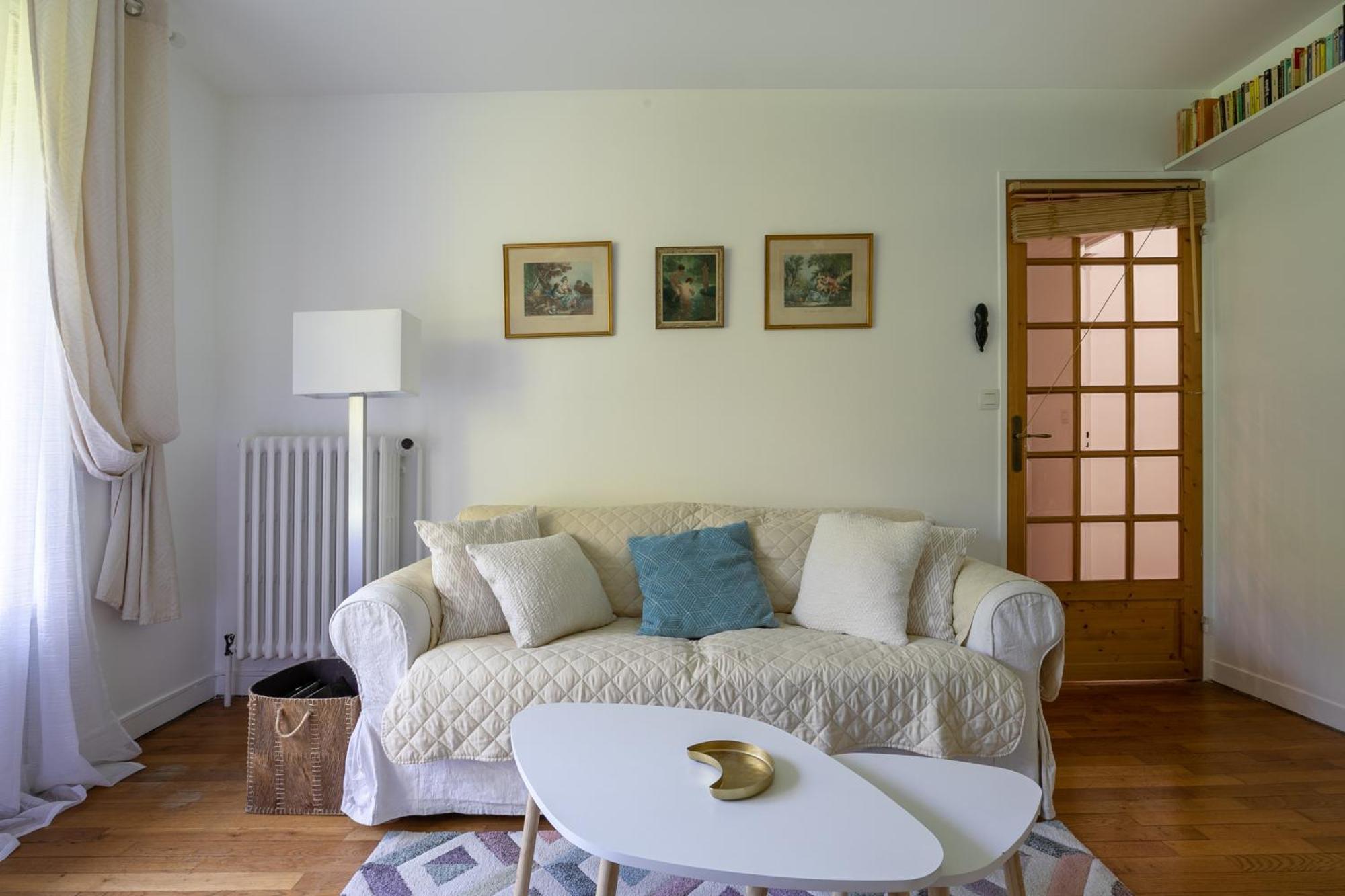 Le Chateaubriand - Calme, Balcon Et Parking ชาเตอเนย์-มาลาบรี ภายนอก รูปภาพ